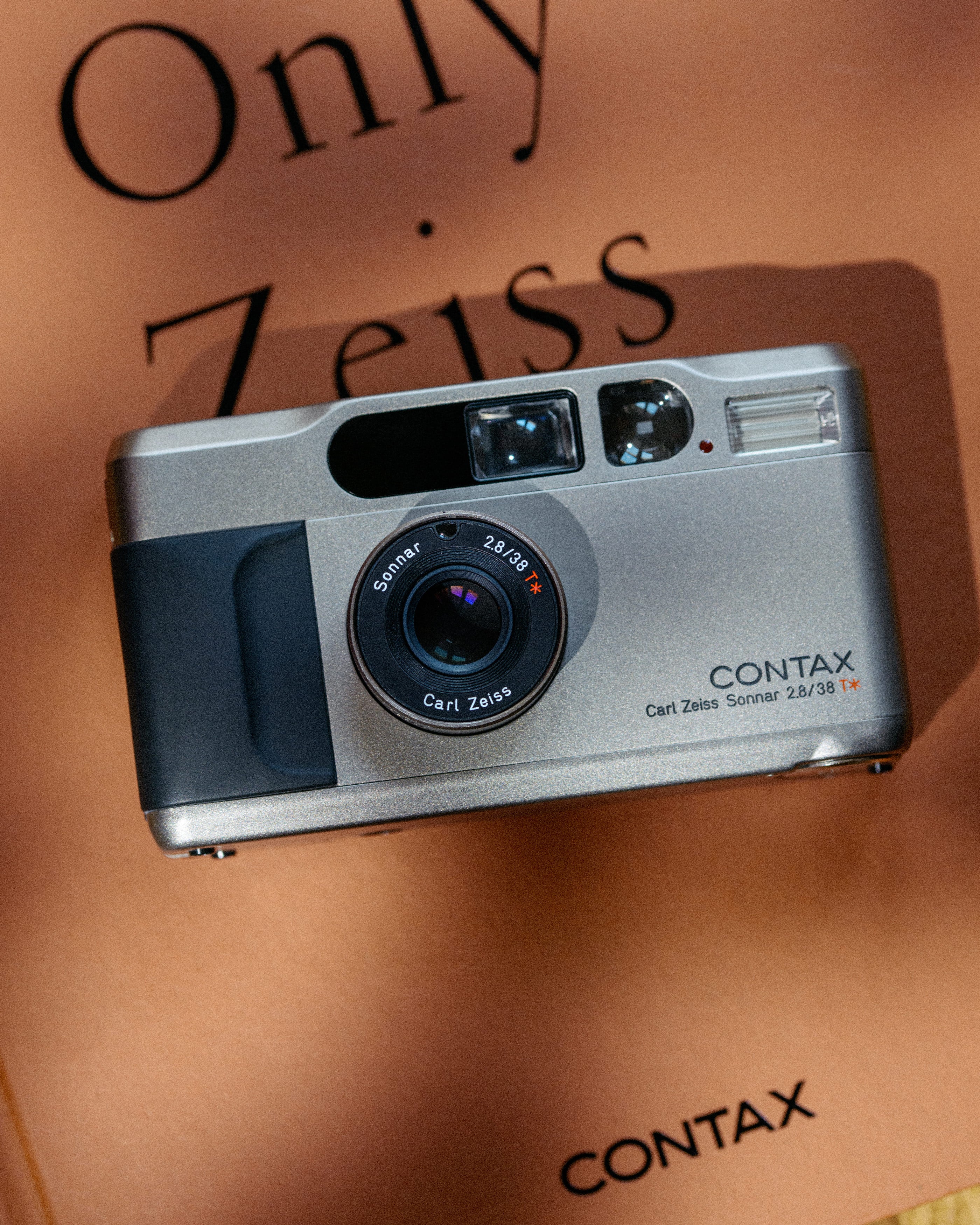 CONTAX T2 – SELECT/C0