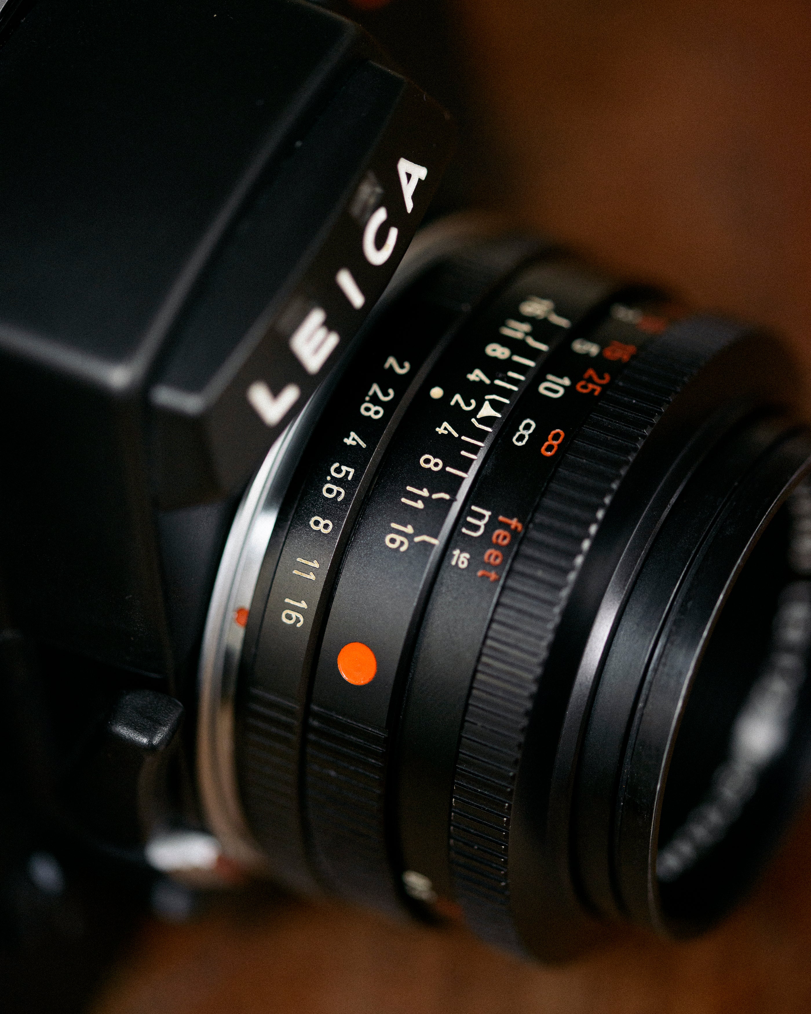 LEICA : TELECOMMANDE/INTERVALLOMETRE RC-R (14277) POUR R3 à R7 LEICA : TELECOMMANDE/INTERVALLOMETRE RC-R (14277) POUR R3 à R7