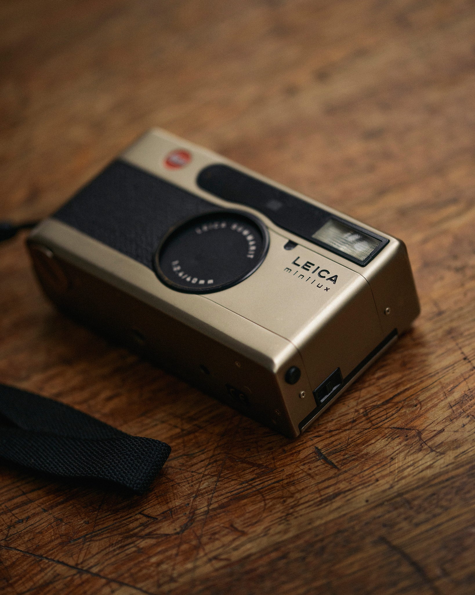 Leica Standard Rückwand für eine Leica minilux Leica Standard Rückwand für eine Leica minilux