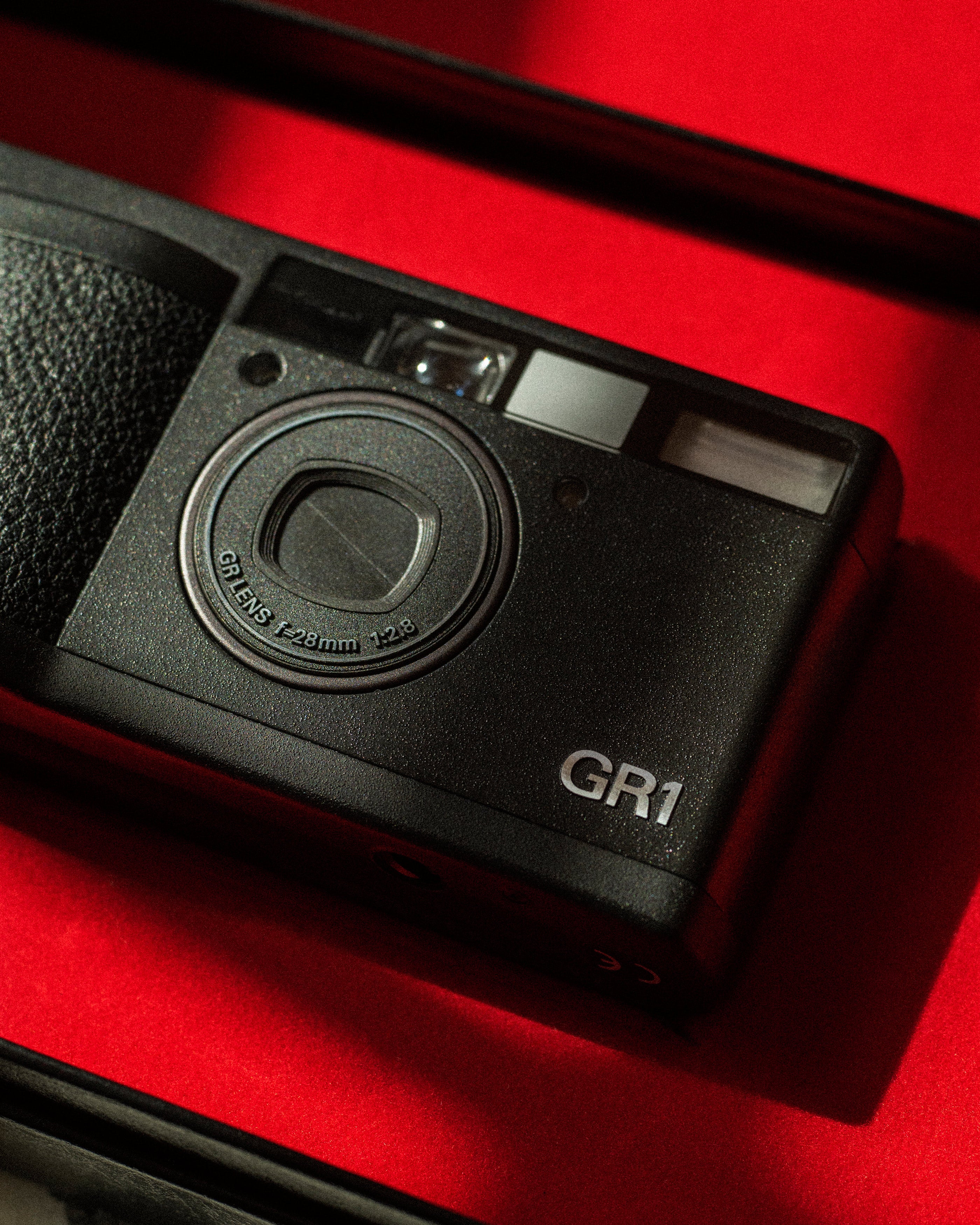 Ricoh GR1 – SELECT/C0 - Main Image